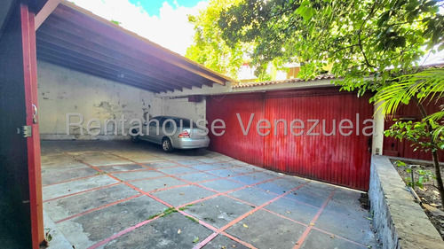 Casa En Calle Cerrada En Venta, Urb. El Marques