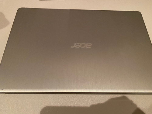 Imagen 2 de 4 de Laptop Acer Aspire 5 Con Cargador