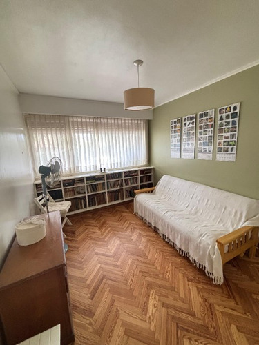 Excelente Chalet 3 Ambientes Con Cochera En Venta En Quilmes Residencial