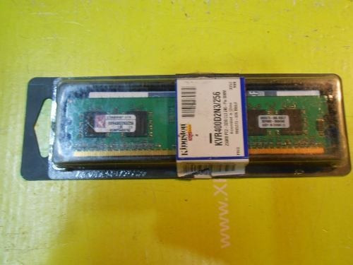 Memoria RAM ValueRAM 256MB 1 Kingston KVR400D2N3/256