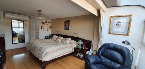 Imagen 5 de 14 de Residencia En Venta Con Acabados De Lujo & Jardín