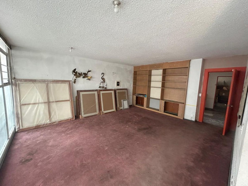Casa Con Uso De Suelo Para Oficinas 839 M2 En Las Lomas De Chapultepec.