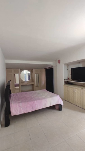 Imagen 12 de 14 de Casa Dos Pisos Av Perimetral San Antonio De Los Altos