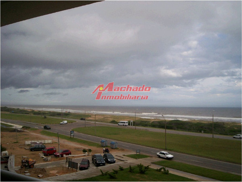 Imagen 8 de 30 de Alquiler Y Alquiler De Apartamento Frente A Playa Brava