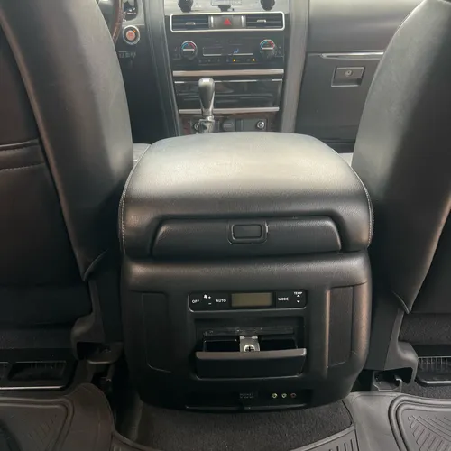 Nissan Patrol 5.6 Y62 King