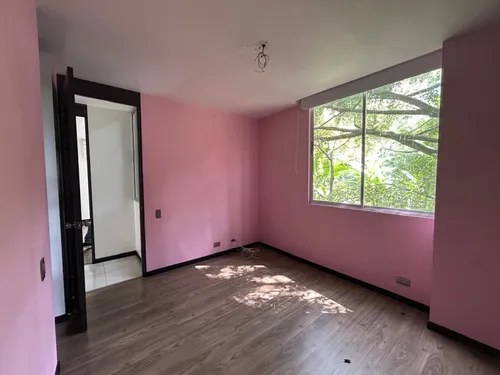 Apartamento En Venta En El Poblado. Cod V16957