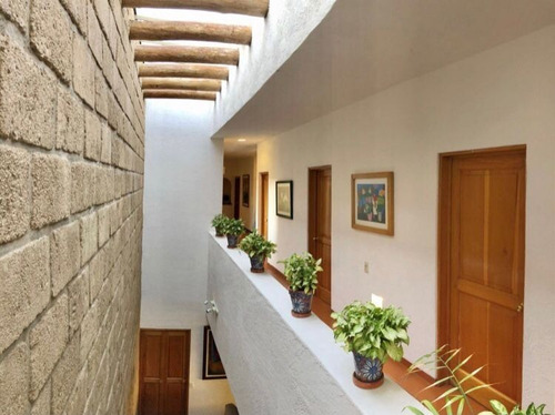 Imagen 10 de 13 de Jardines De Ahuatepec Bellisima Casa Estilo Colonial Moderno En Fraccionamiento