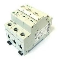 Disjuntor Tripolar 40a 10ka Curva C Plsm-c40/3-mw Eaton Moeller