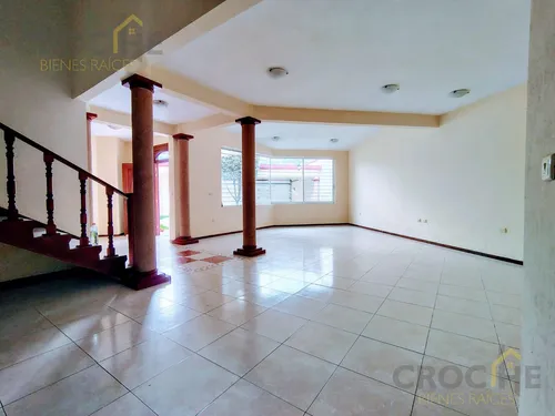 Casa En Venta En Jardines De Las Animas