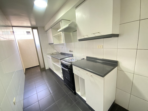 Deptoen Ñuñoa 2 Dorm/2baños/estac/bodega