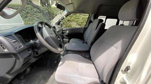 Imagen 8 de 15 de Toyota Hiace 2019 2.7 Bus 15 Pas Mt