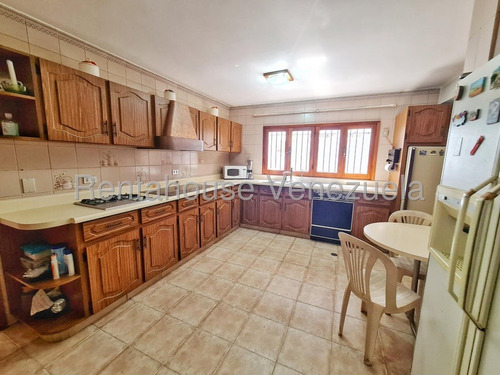 Casa En Venta El Cafetal 25-13196 G.s.