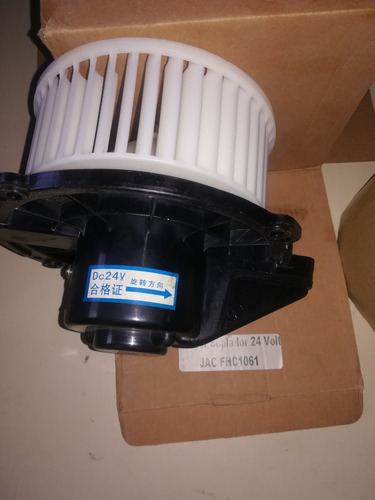 Imagen 1 de 3 de Motor Soplador A/a Npr Jac 24 Volt Aire Acondicionado