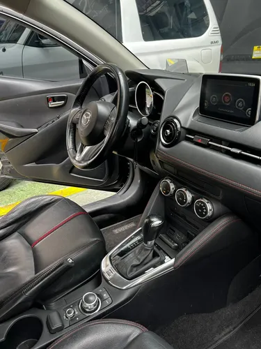 Mazda 2 1.5 Grand Touring Lx