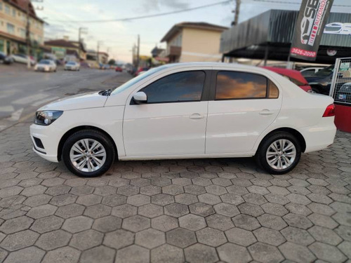 Imagem 5 de 8 de Volkswagen Voyage 1.6 8v Completo