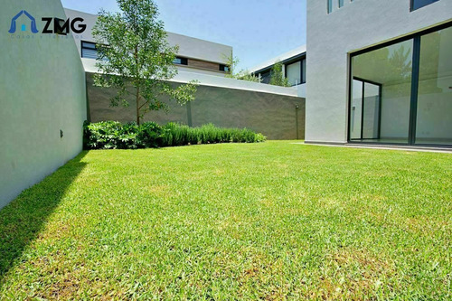 Preciosa Casa En Mitica