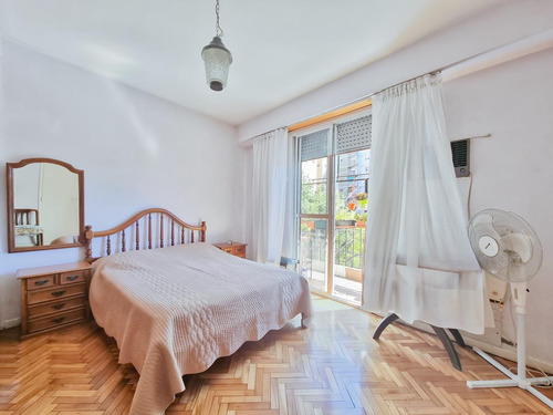 Departamento 3 Ambientes En Caballito - Frente Al Parque Centenario - Terraza Parrilla