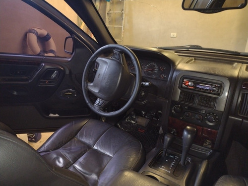 Jeep Grand Cherokee 2000 4.7 V8 Scv Limited