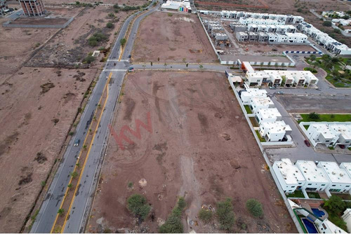Excelente Oportunidad De Inversion Al Norte De Torreón. Lotes Comerciales En Sector Senderos.