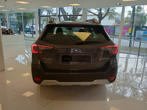 Subaru Outback 2.5 Limited Es