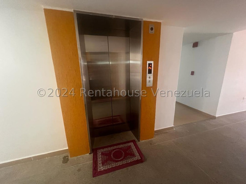 Mls #24-23333 Apartamento En Venta En El Encantado