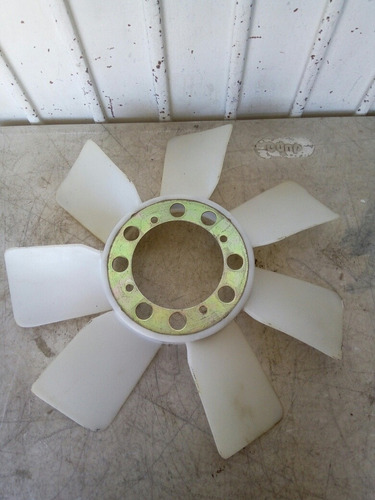 Ventilador De Fan Clutch Nissan Ichivan