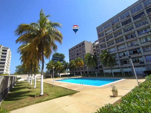 Imagen 15 de 18 de Re/max 2mil Vende Apartamento Remodelado En La Urb. Maneiro - Isla De Margarita