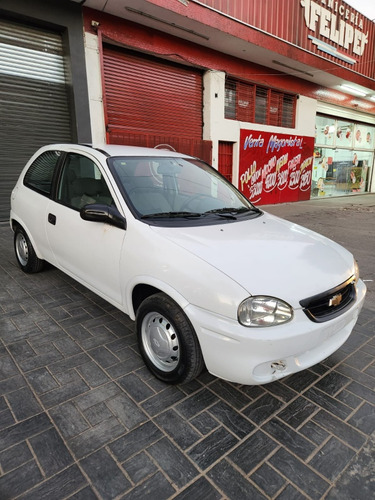 Chevrolet Corsa 1.6 Classic Super Pkele