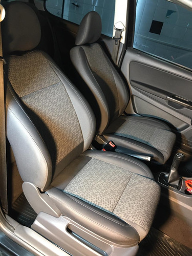 Volkswagen Fox 1.6 Highline 2013