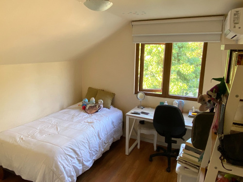 Hermosa Y Amplia Casa En Alto Macul: Lista Para Habitar