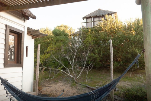 Complejo Ecologico En Playa Grande Con Piscina