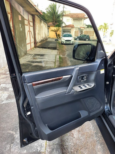 Mitsubishi Pajero Full 2014 3.8 Hpe Aut. 5p