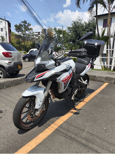 Benelli Trk 251