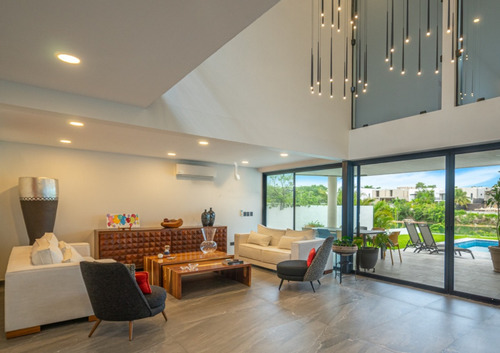 Casa En Venta En Lagos Del Sol Cancun