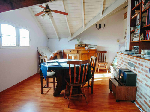 Imagen 20 de 24 de Venta Casa En Martínez Con Jardín Y Garaje