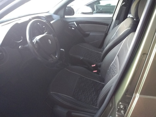 Imagem 6 de 9 de Renault Duster Oroch Dynamique 2.0 Flex 4p Aut. 2017