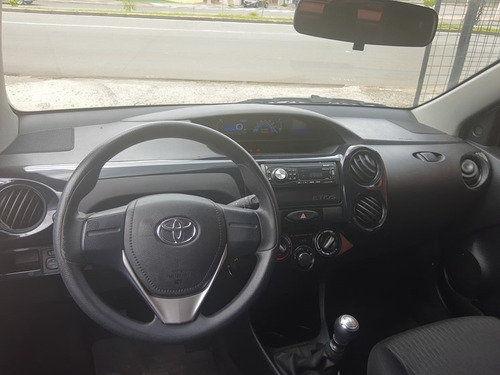 Toyota Etios 1.3 X 16v Flex 4p Manual