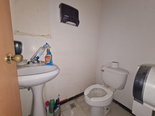 Local U Oficina En Renta Sobre Av. Itzaes | Mérida