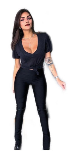 Blusinha T-shirt Feminina Podrinha Decotada Manga Curta