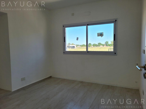 Venta Casa - Barrio Privado Santo Tomas / Pilar