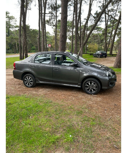 Toyota Etios 1.5 Sedan Xls