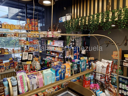 Estupendo Fondo De Comercio En Venta Con Inmejorable Ubicación El Recreo