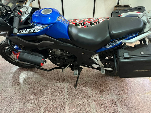Corven Touring Trian 250 Modelo 2018