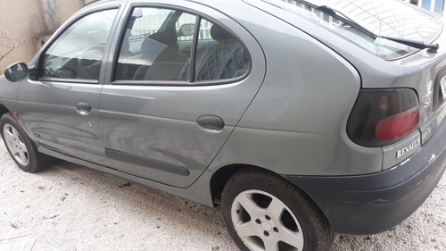 Imagem 1 de 7 de Renault Megane 1.6