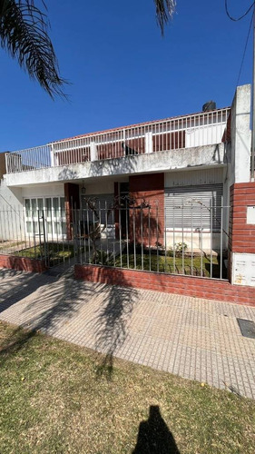 Llerena 781 - Casa 3 Dorm En Venta- Costanera - Santa Fe