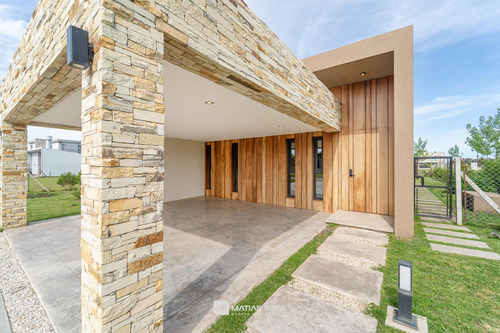 Venta - Casa En Developer Park - Lote 68