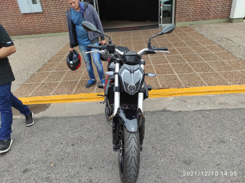 Imagen 2 de 5 de Benelli 302s
