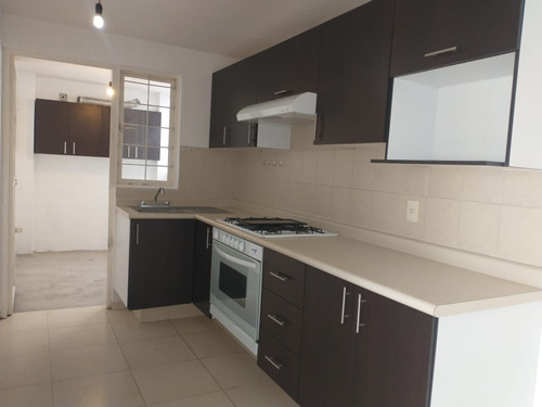 Imagen 7 de 18 de Departamento En Venta P.b Excelente Zona Sur