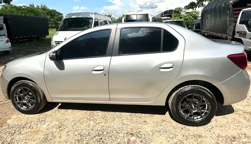 Renault Logan 1.6 Privilege