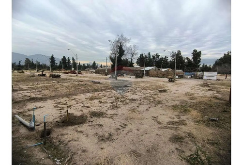 Venta De Gran Sitio En Sector Residencial